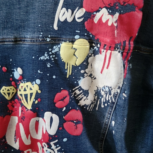 Ashley Stewart Blue Denim Grafitti Style Denim Jacket Size: 26/28 (NWT) - Picture 6 of 16